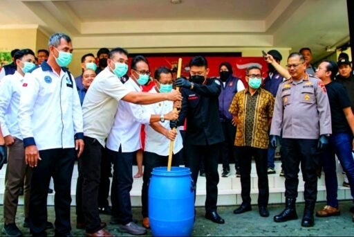 449-kasus-narkoba-terungkap,-polda-jateng-selamatkan-ratusan-ribu-jiwa 449-kasus-narkoba-terungkap,-polda-jateng-selamatkan-ratusan-ribu-jiwa